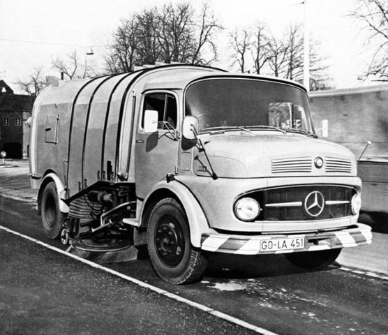 Daimler-Benz