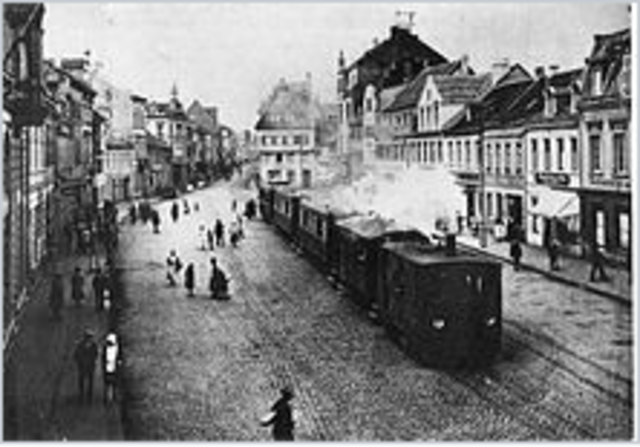 Electric trams begin running in many towns