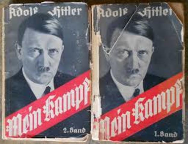 Publication du volume II de "Mein Kampf"
