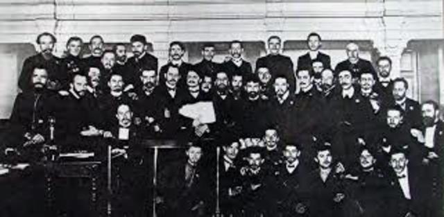 Primera reunión de los Sóviets