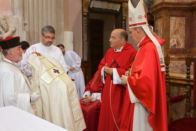 Nombrado Capellán de Honor del rey