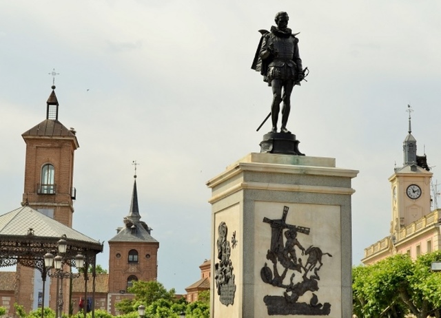 Nace Miguel de Cervantes.
