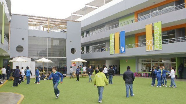 EL EMPLEO COMO PROFESORA