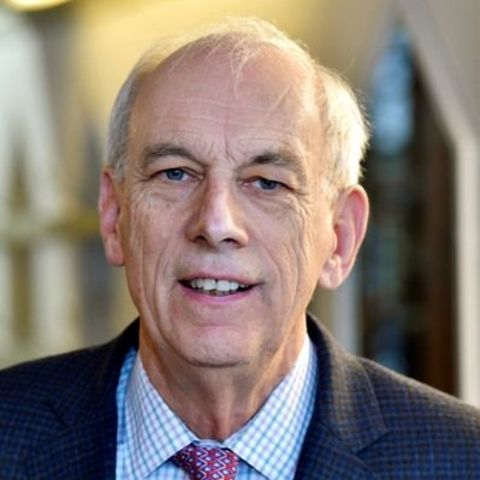 Robert Keohane (1989) és Oran Young (1986)