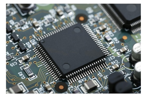 EL MICROCHIP Y LA TECNOLOGÍA