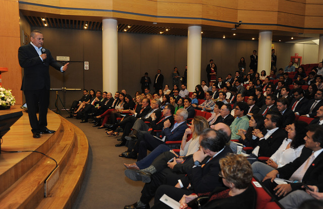 El primer seminario médico