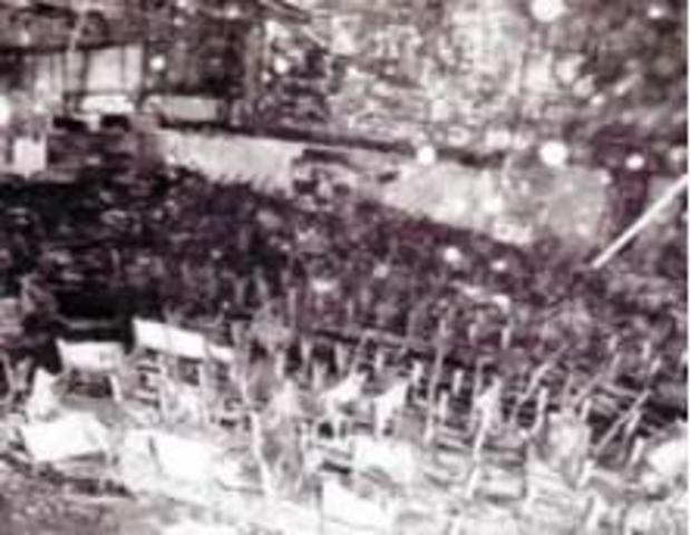 Cinema Rex fire leaves 422 dead