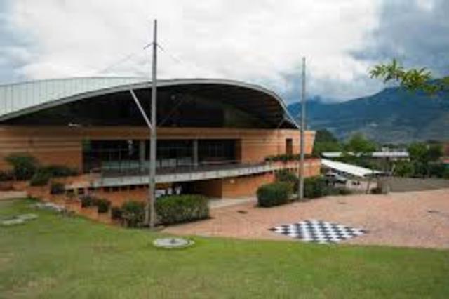 En el mes de Septiembre la Universidad de San Buenaventura seccional Medellín, inician su primera cohorte, con el Doctor Alfredo Ardila.