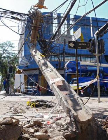 Santiago, Chile is destroyed by an earthquake.