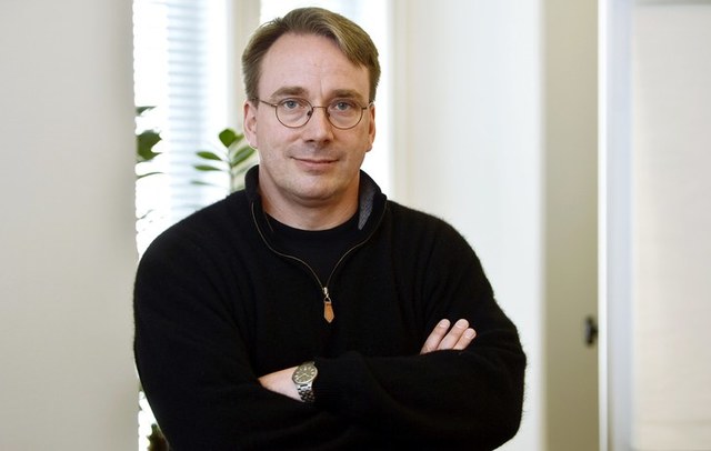 LINUS TORVALDS