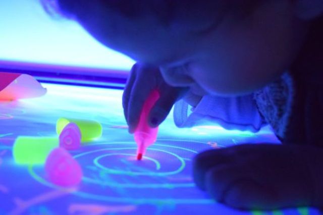 La filosofía de Reggio Emilia es una experiencia educativa reconocida como una de las mejores propuestas educativas para primera infancia "La pedagogía del asombro"