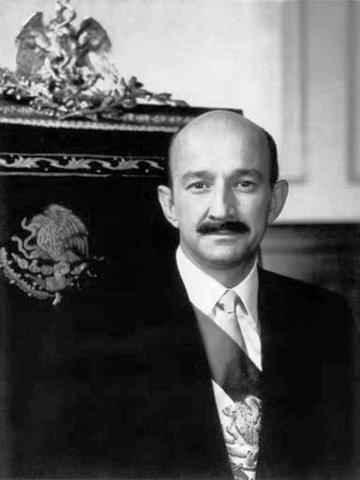Carlos Salinas de Gortari (1988-1994)