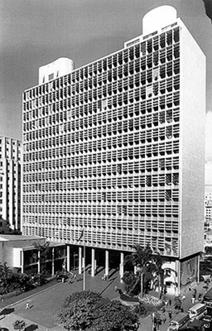 Doação da Rádio Sociedade do Rio de Janeiro ao Ministério da Educação e Saúde