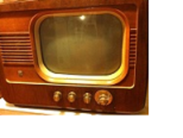 Pantalla de mil imágenes, abriría mis sueños. LA TELEVISIÓN