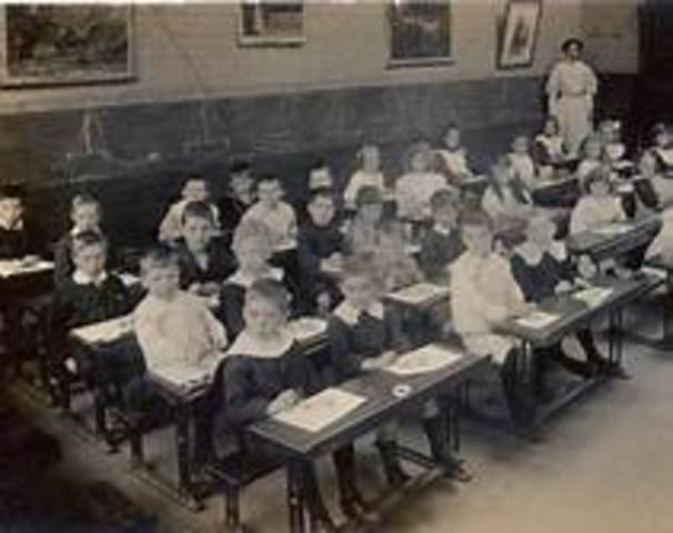 FUNDACION DE ESCUELAS.