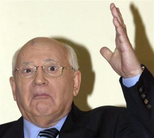 gorbachev tries reform