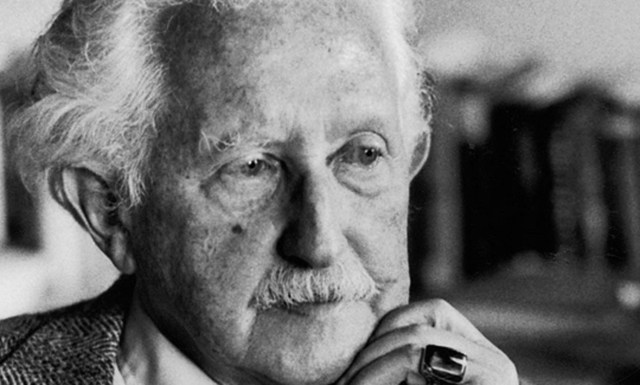 Erik Homberger Erikson (1902-1994)