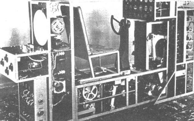 Elector Mechanical flight simulator