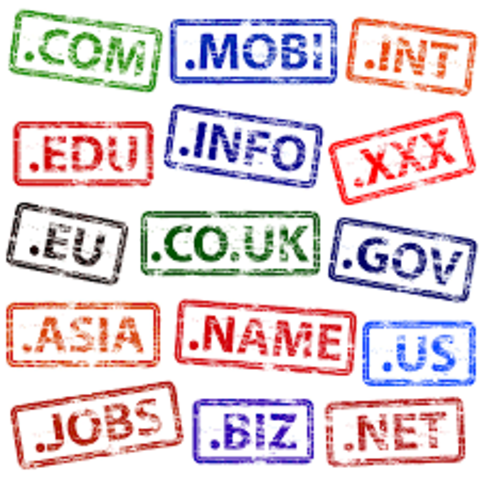 El primer dominio registrado bajo el.es fue nic.es y la primer web publicada iec.es.