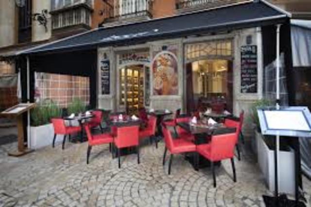 Zona de masificacion de bares y restaurantes