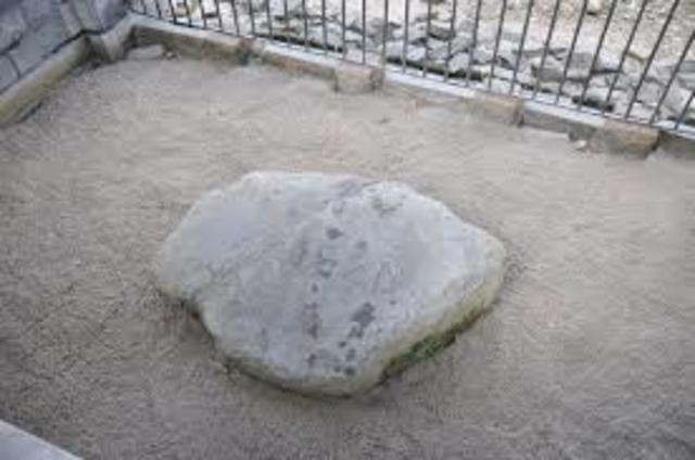 Pilgrims settle at Plymouth Rock
