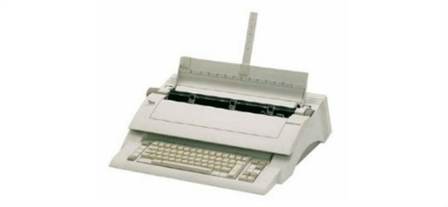 Máquina de escribir eléctrica - 1989