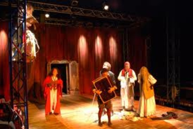 John Shakespeare takes son to play