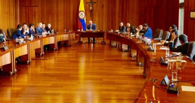 El 8 de abril la&nbsp;Corte Constitucional de Colombia&nbsp;falló a favor del&nbsp;matrimonio entre parejas del mismo sexo en el país.
