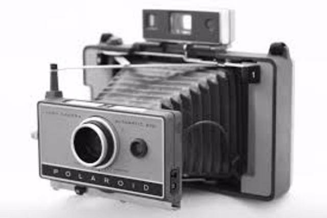 Edwin Land launches the first Polaroid camera