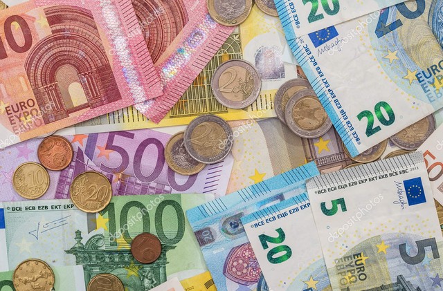 Introducción de los billetes y monedas de euro