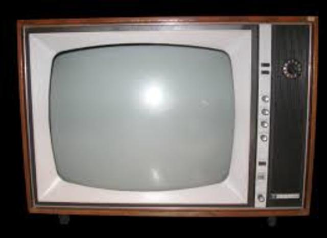 tercer televisor; color.