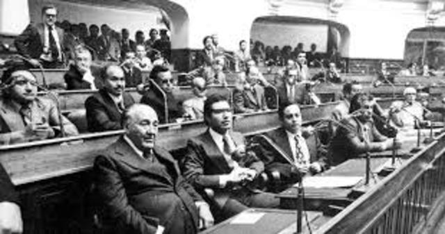 Primera reunión de un grupo de Expertos en  Founex, Suiza