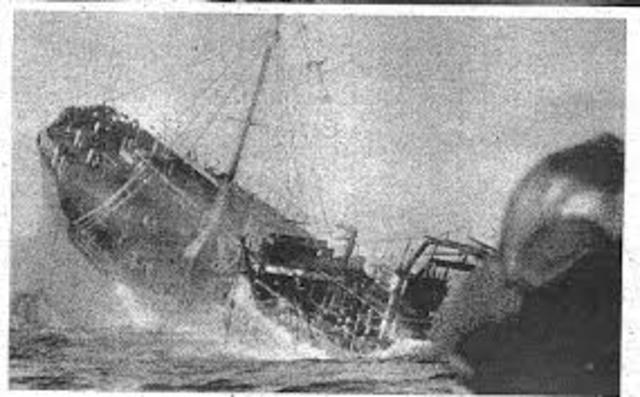 Submarino nazi hunde segundo buque petrolero, el faja de oro