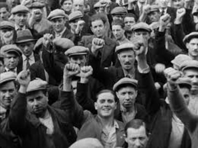 Acuerdo Martignon en Francia, que establece la semana laboral de 40 horas y las vacaciones pagadas de 15 días.