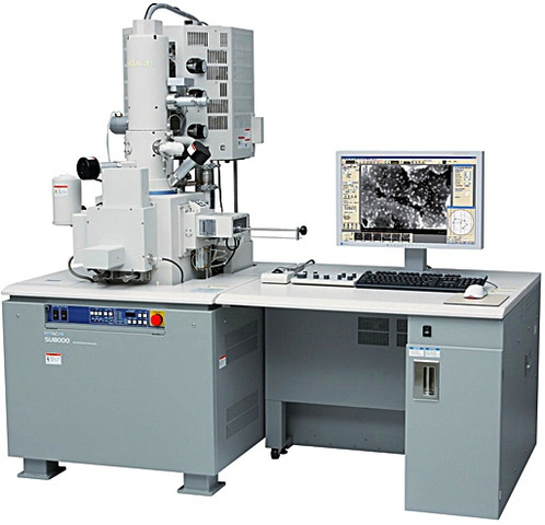 Microscopio de emisión de campo