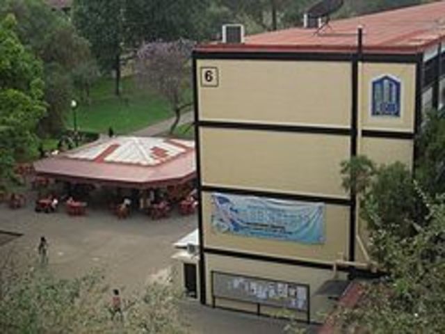 Inauguración de la Escuela Superior de Ingeniería Química e Industrias Extractivas