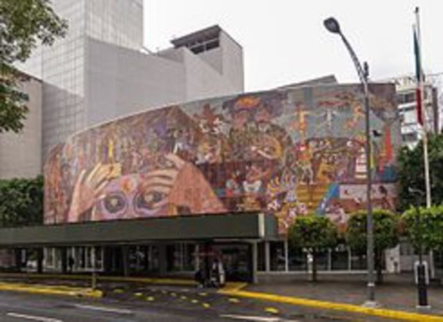 Apertura del Teatro de los Insurgentes