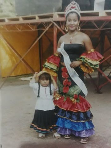 MI PRIMERA PRESENTACIÓN DE BAILE