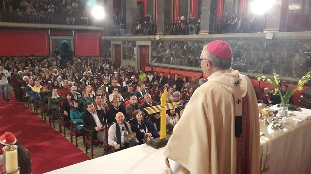 Primera ceremonia religiosa