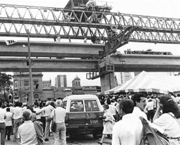 Construcción Metro de Medellin