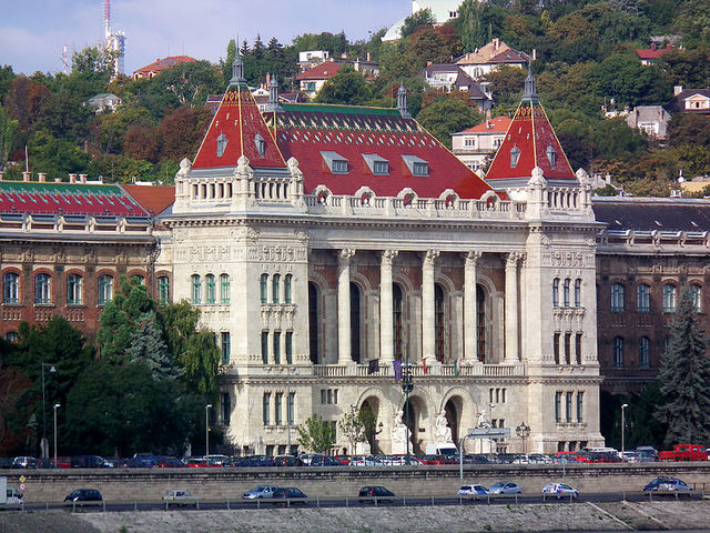 Universidad Politécnica de Budapest (BME)
