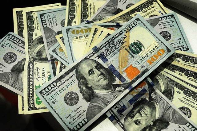 El alza del dólar americano