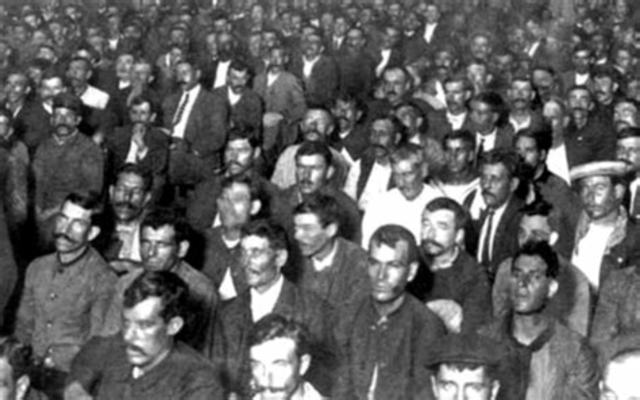 Suspensión de la CNT