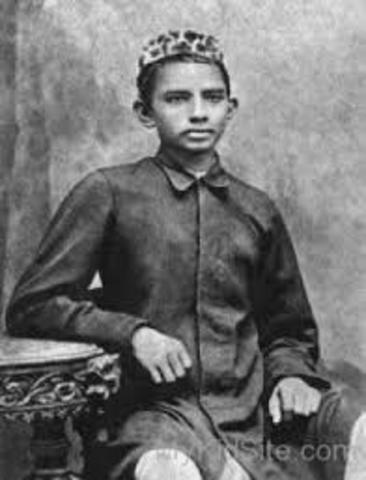 Mohandas Gandhi is Born