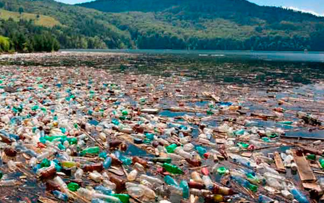 Descubrimiento del plastico