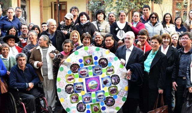 Se desarrolla el programa Educanet, que tiene como finalidad desarrollar el pensamiento crítico y autónomo en relación con la información a través de la responsabilidad y la seguridad de los estudiantes