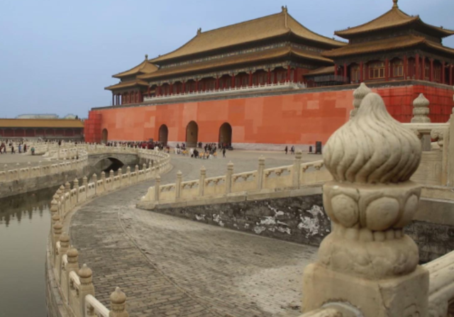 The Forbidden City is set on fire.