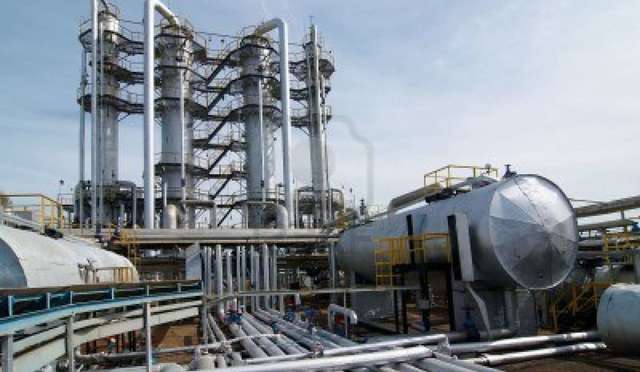 Inicios del Crecimiento Industrial y Avances Cientificos