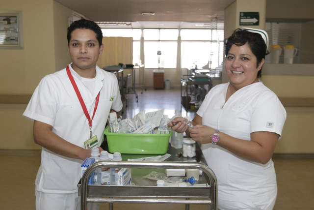 Se estructuran programas educativos en el IMSS