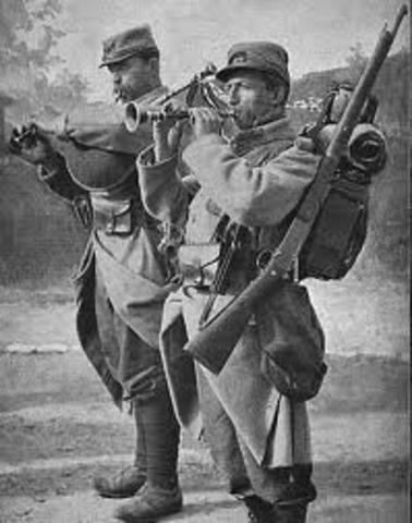 Germany invades France through Belgium (WWI begins)